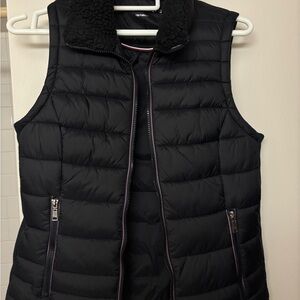 Tommy Hilfiger Black Quilted Puffer Vest with Sherpa Collar